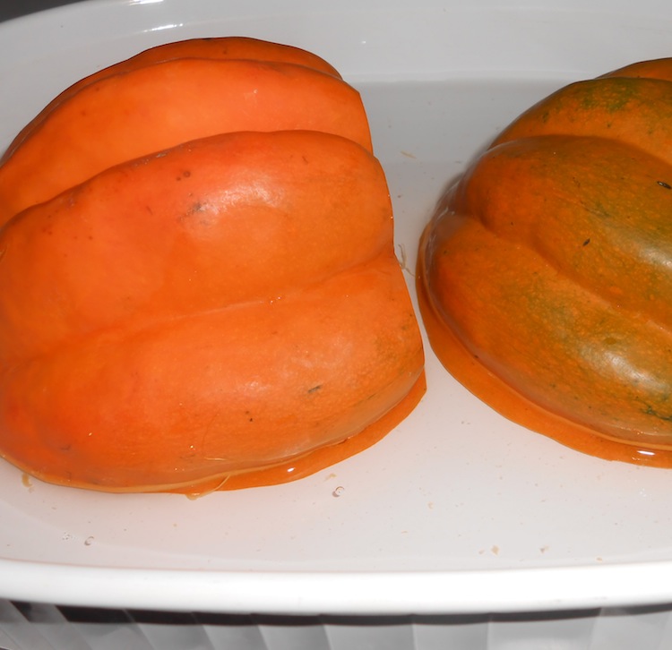 acorn squash cut in half